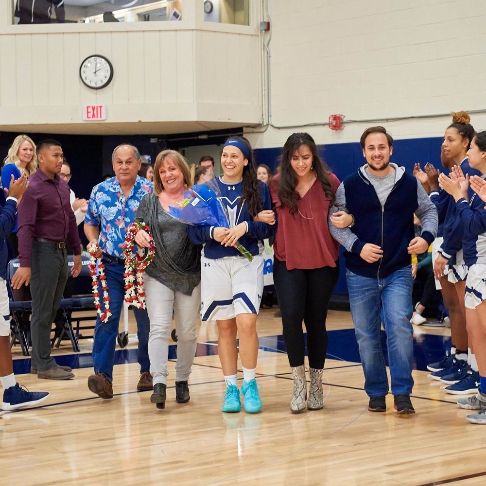 Meet your Posher, Celina